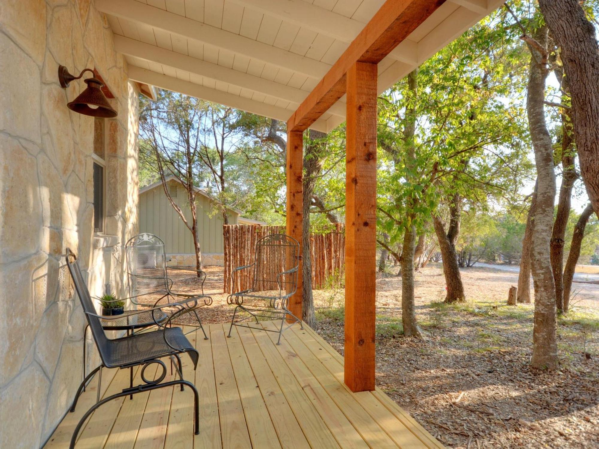 Cabins At Flite Acres - Desert Willow Wimberley Exteriör bild